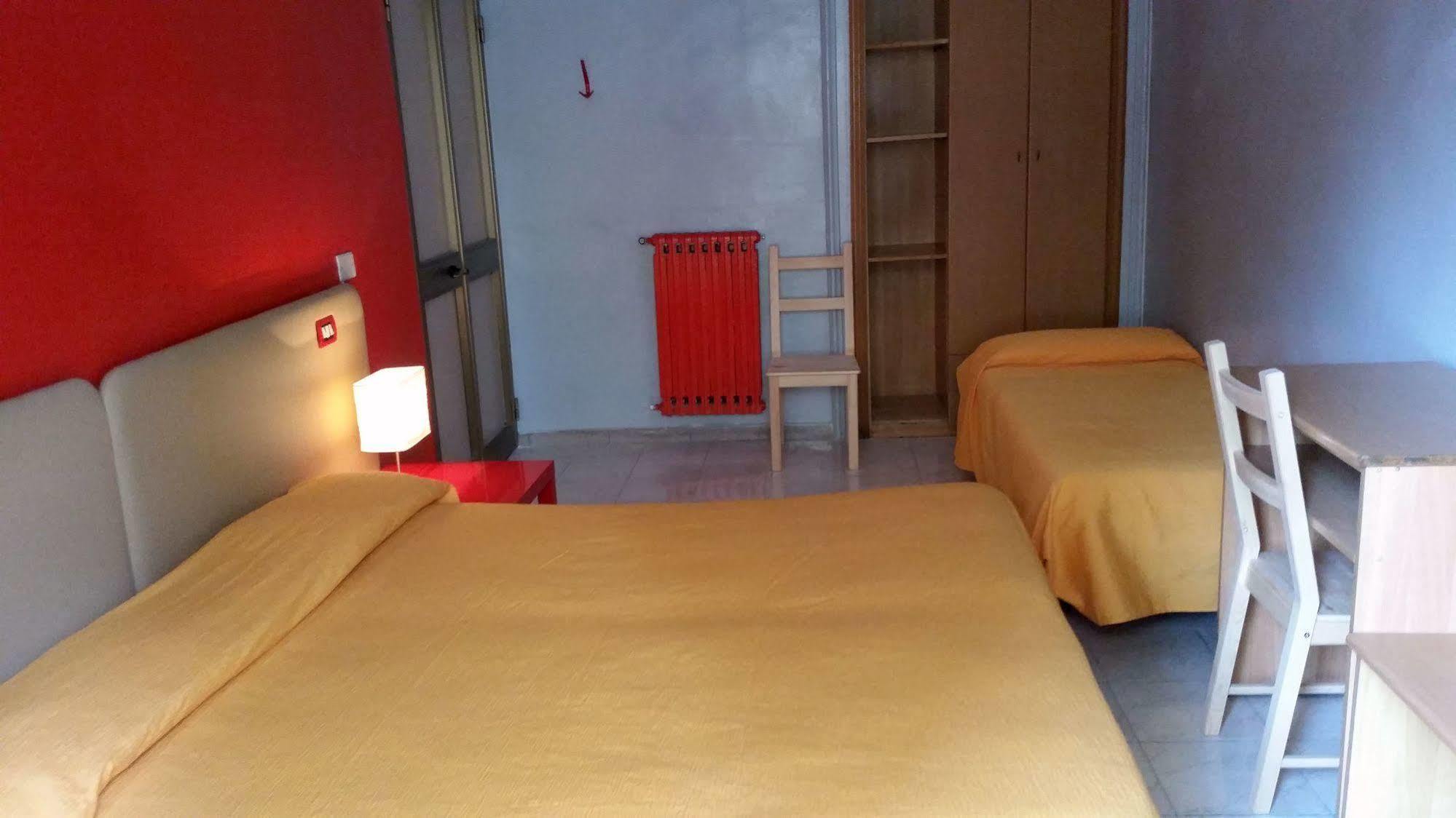 Hotel Ginevra Napoli Esterno foto
