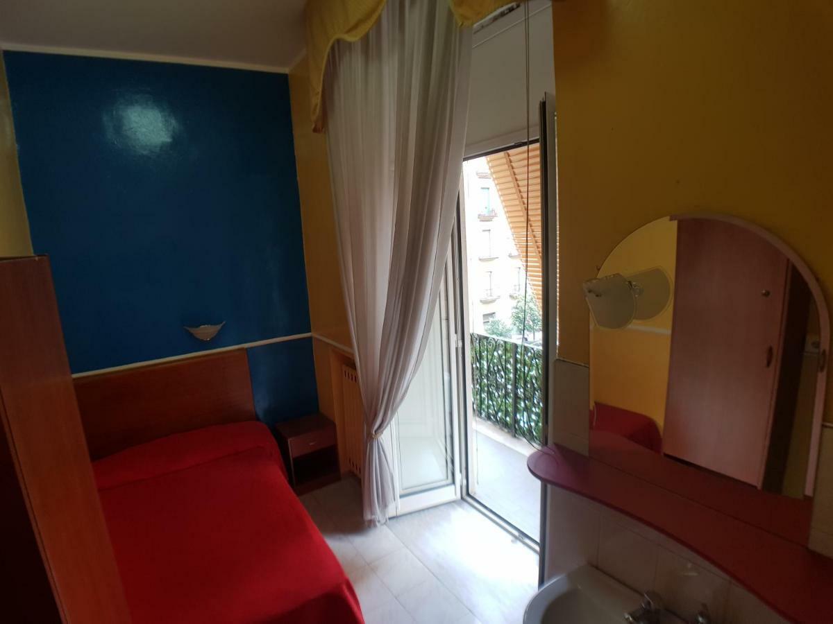 Hotel Ginevra Napoli Esterno foto