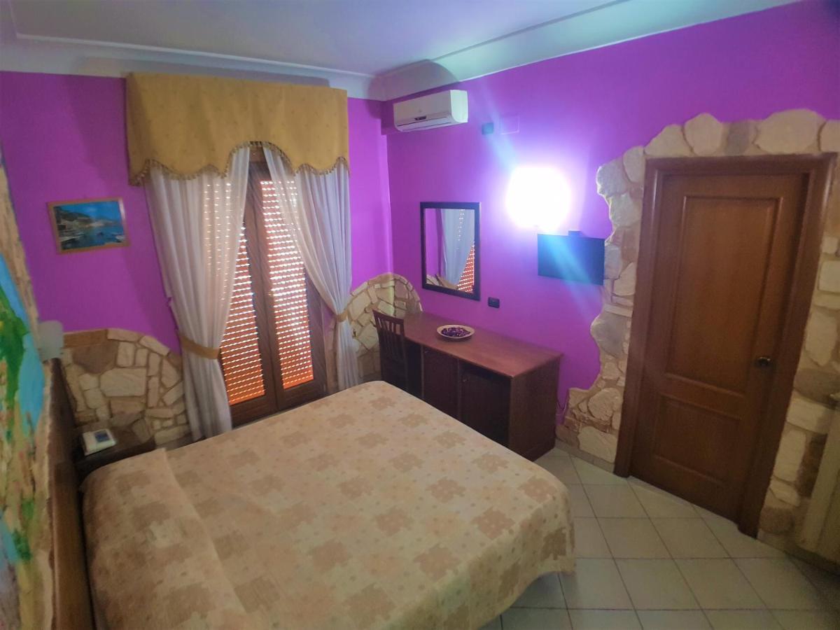 Hotel Ginevra Napoli Esterno foto